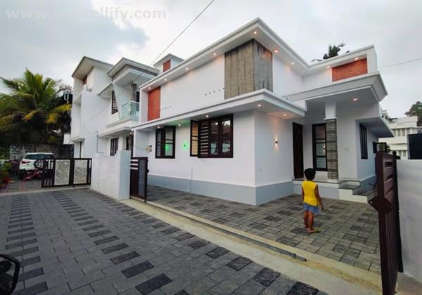 2BHK House for Sale in Kongorpilly, Puthiyaroad – 800 sqft on 3 Cents