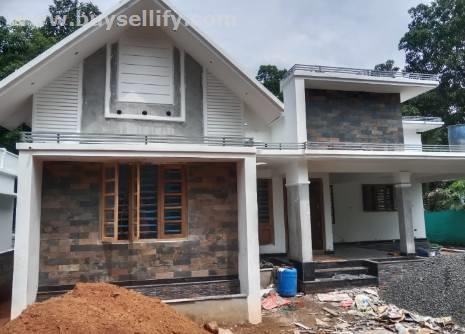 3BHK House with 7.5 Cent Land for Sale in Thodupuzha
