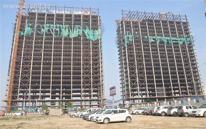 Best corporate property in noida | Alphathum