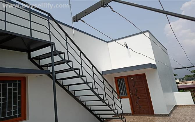 New 5 bhk house for sale in Vadavalli , Coimbatore .