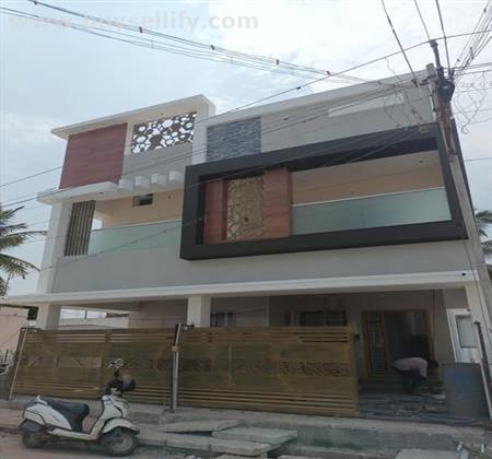 Premium East-Facing 3BHK Duplex House for Sale in Chinnavedampatti – 2500 Sqft