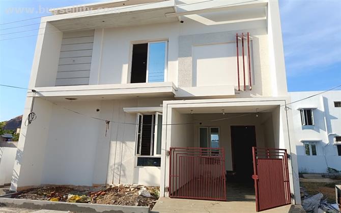 3 beds 3 baths House