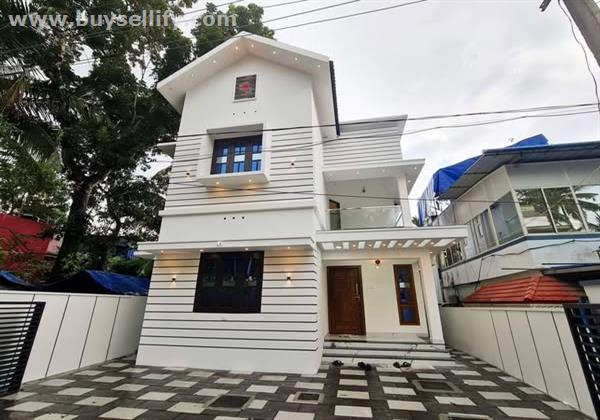 3 BHK Attached House for Sale in Kazhakootam