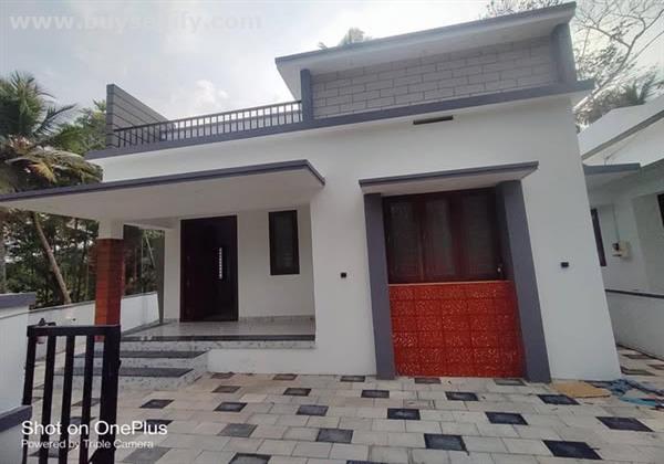 4 Cent Plot with 2 BHK House in Parambilbazar - Poloor, Kozhikode